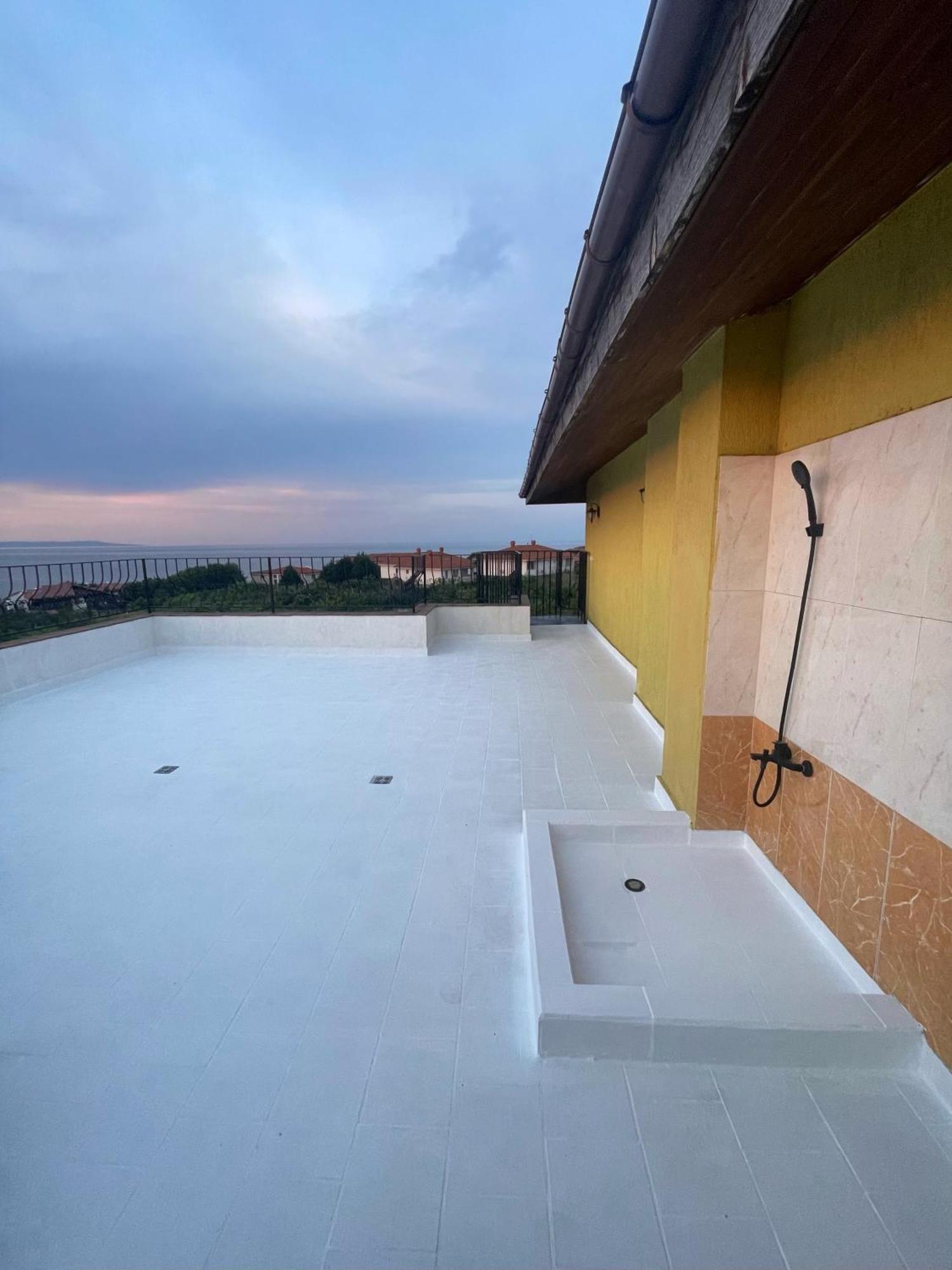 Private Apartment With Sea View โซโซโปล ภายนอก รูปภาพ