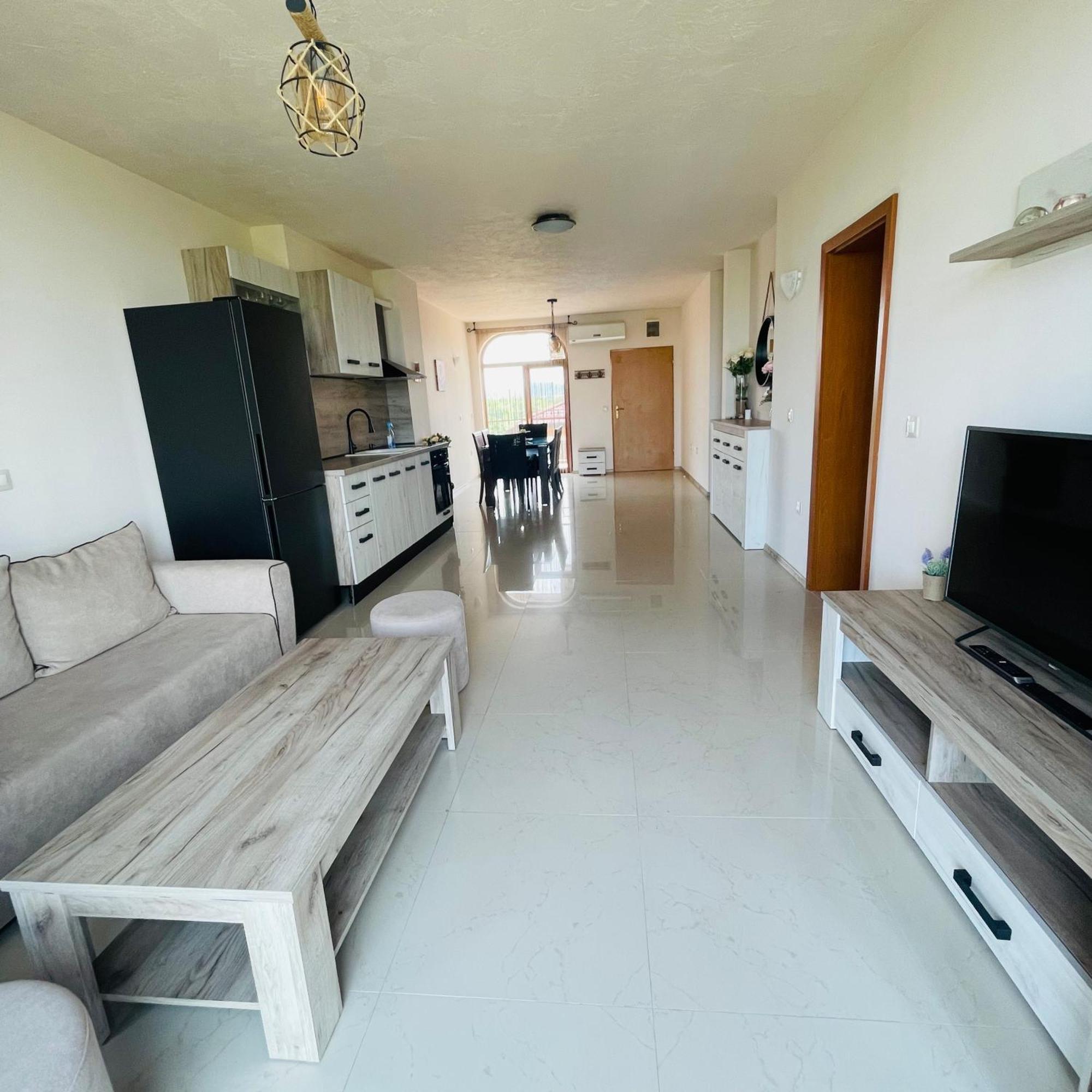 Private Apartment With Sea View โซโซโปล ภายนอก รูปภาพ